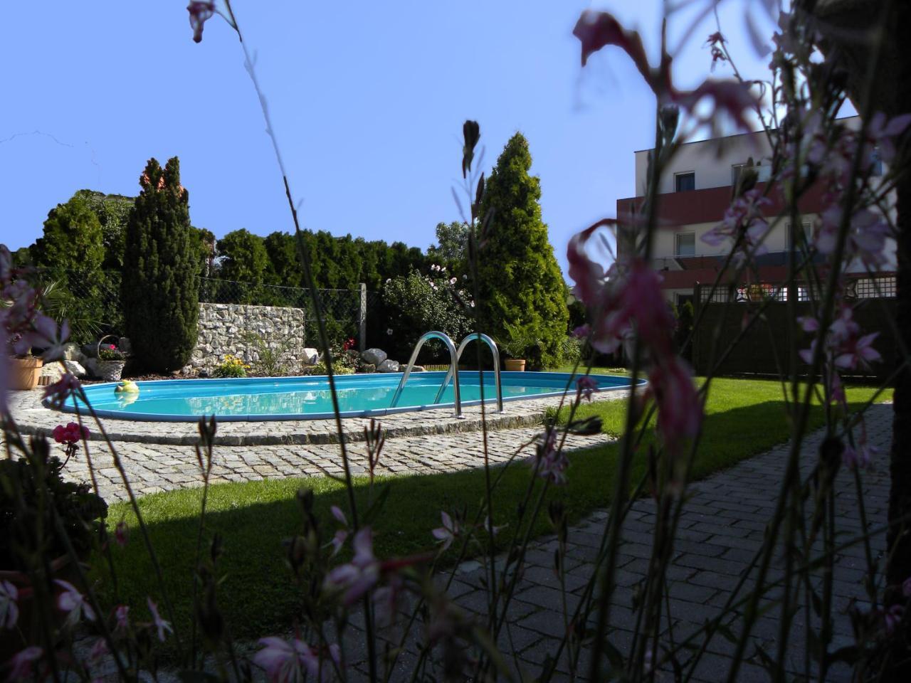 Appartement Ferienhaus Sonnenhain Sollenau Exterior foto